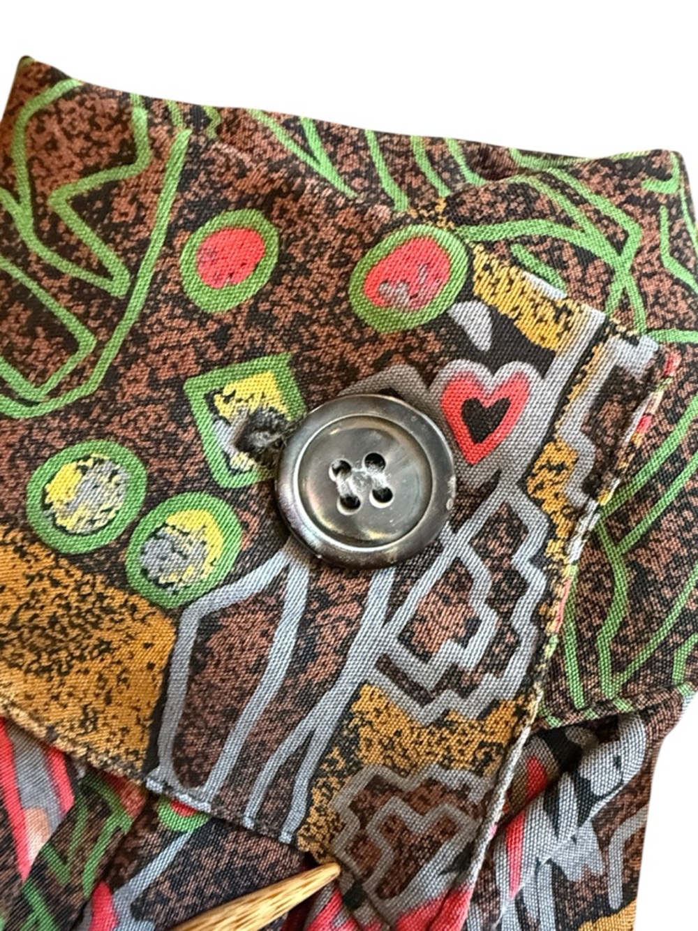 Vintage 80s Abstract Rayon Blouse Ruffle Neck Artsy Print USA Size 8 Statement - Picture 11 of 16